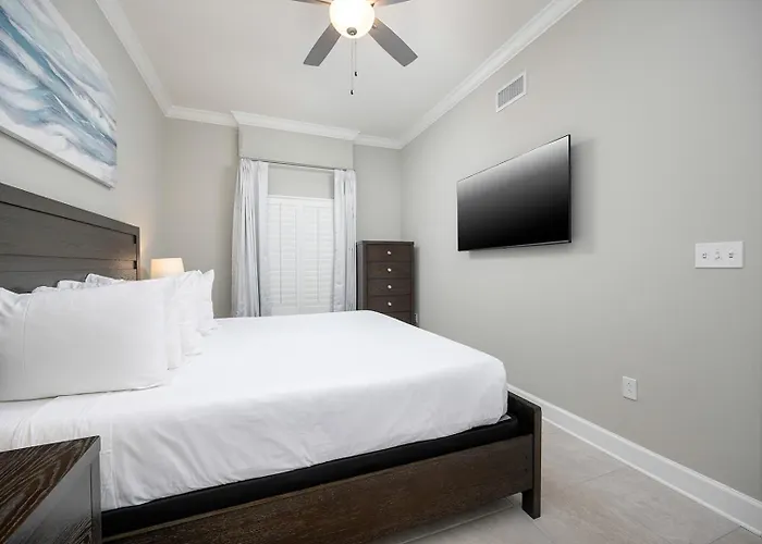 Phoenix Gulf Towers 2708 Apartment *
